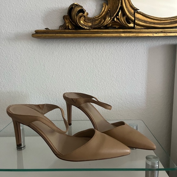 Ann Taylor Tan Pump Heels point toe size 8.5 - Picture 2 of 5
